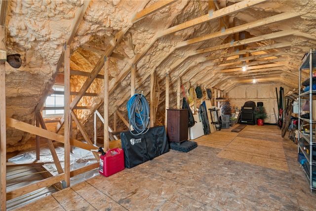 1962 Turner Road, Central City, IA 52214