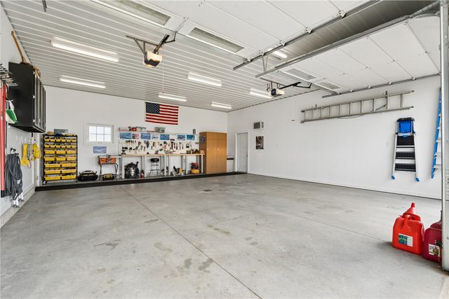 1962 Turner Road, Central City, IA 52214