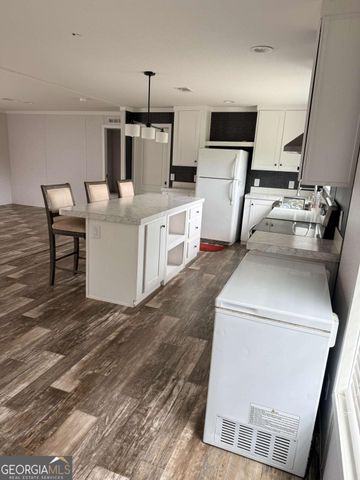 7518 Buck Head Road, Baxley, GA 31513