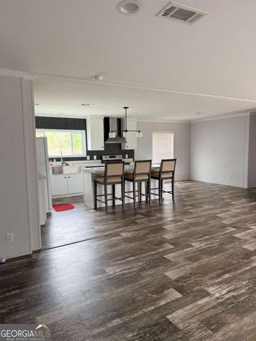 7518 Buck Head Road, Baxley, GA 31513