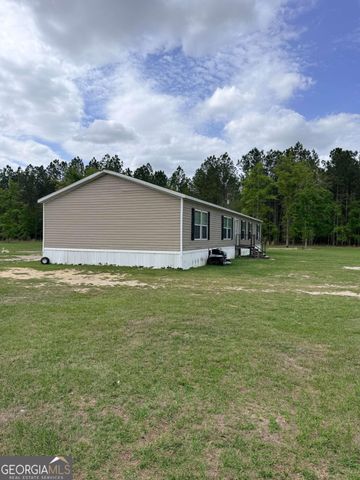 7518 Buck Head Road, Baxley, GA 31513