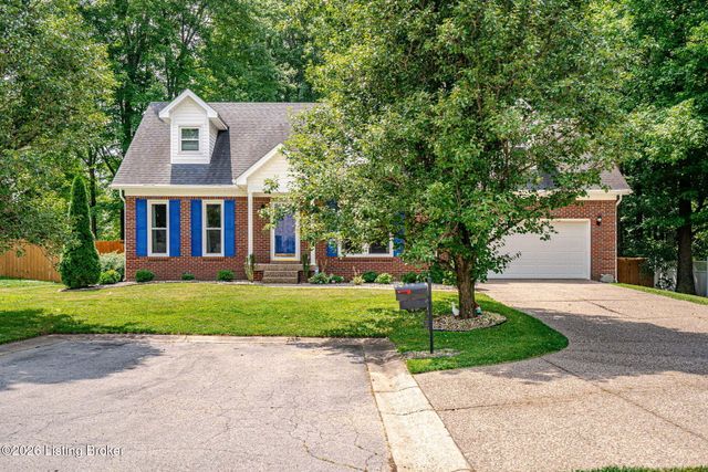 10600 Wildflower Woods Ct, Jeffersontown, KY 40299
