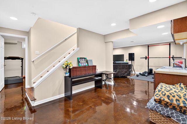 10600 Wildflower Woods Ct, Jeffersontown, KY 40299