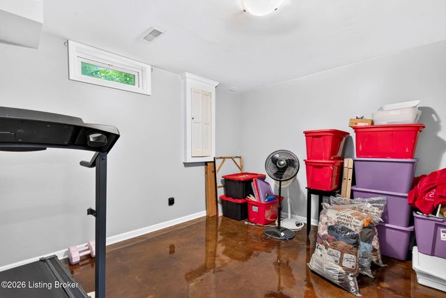 10600 Wildflower Woods Ct, Jeffersontown, KY 40299