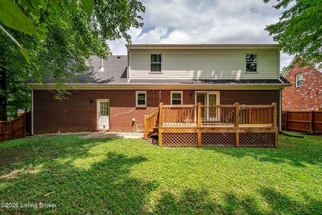 10600 Wildflower Woods Ct, Jeffersontown, KY 40299