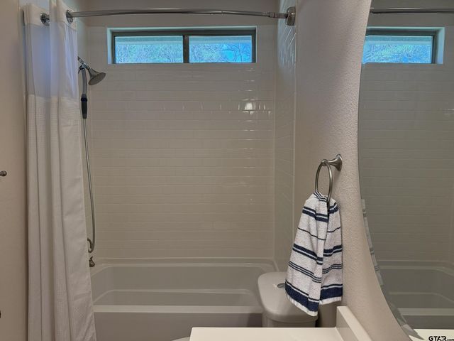 18421 SERENITY CIRCLE, Flint, TX 75762