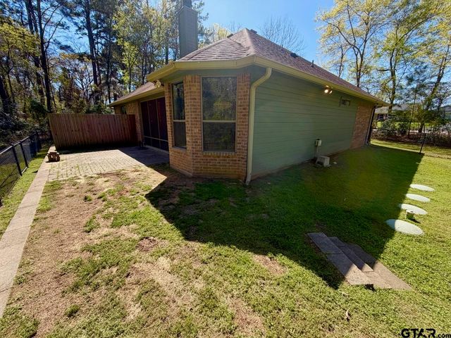 18421 SERENITY CIRCLE, Flint, TX 75762