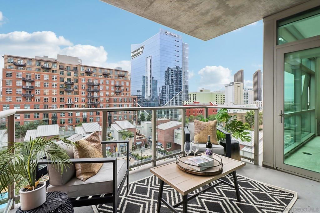 800 The Mark Lane 607, San Diego, CA 92101 — exterior