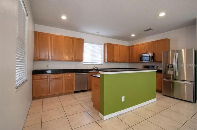 1412 BLACKWATER POND DRIVE, Orlando, FL 32828