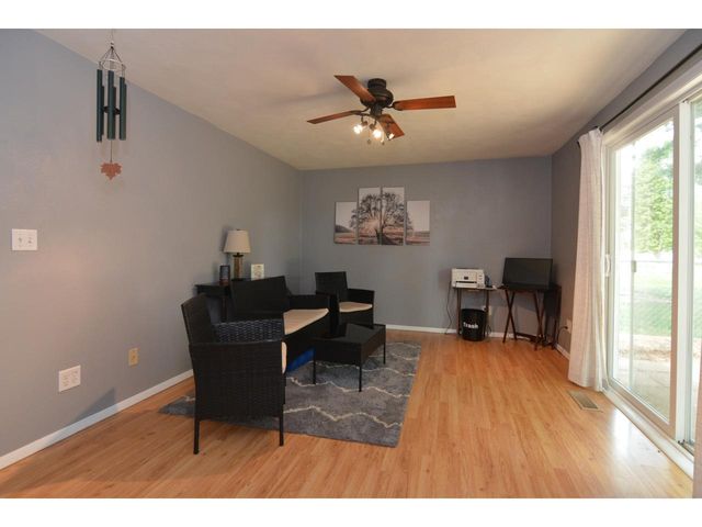 1909 E Memorial Drive, Janesville, WI 53545