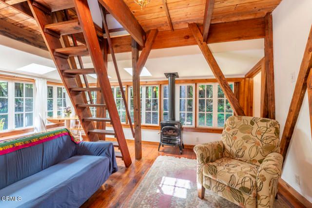 32371 Middle Ridge Road, Albion, CA 95410