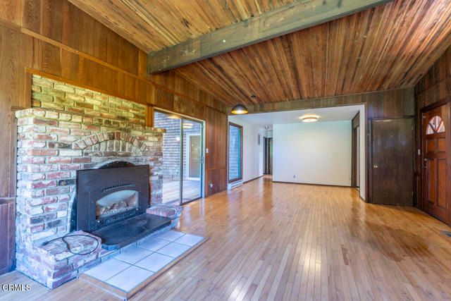 32371 Middle Ridge Road, Albion, CA 95410