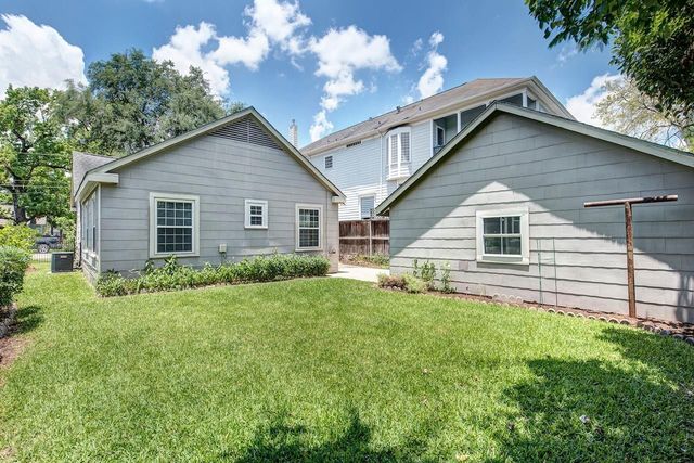 2030 Gostick Street, Houston, TX 77008