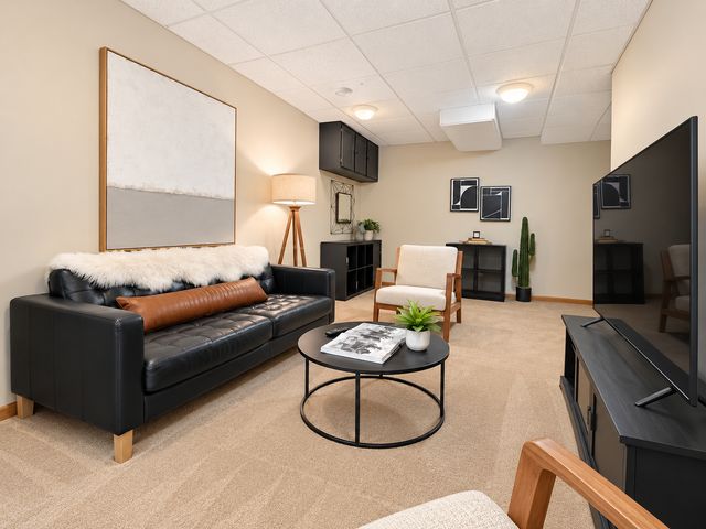 1405 Horseshoe Circle, Eagan, MN 55122