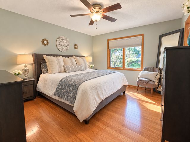 1405 Horseshoe Circle, Eagan, MN 55122