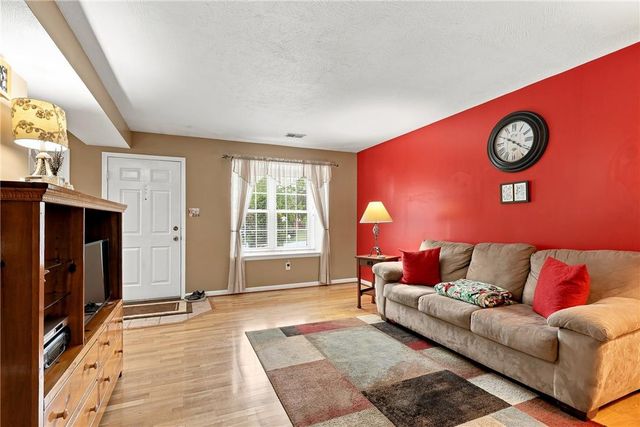 1963 Latta Street, South Whitehall Twp, PA 18104