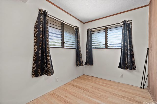 87-1087 Apuupuu Road, Waianae, HI 96792