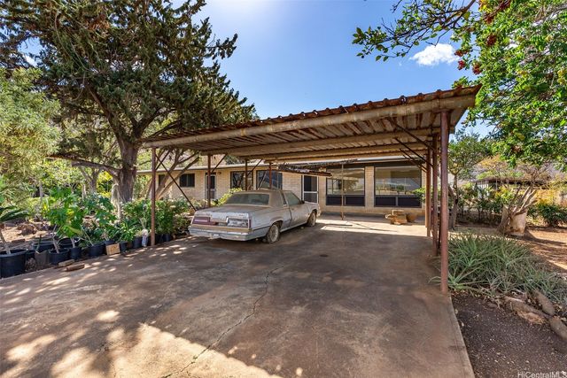 87-1087 Apuupuu Road, Waianae, HI 96792