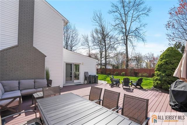 275 Alden Avenue, Edison, NJ 08820