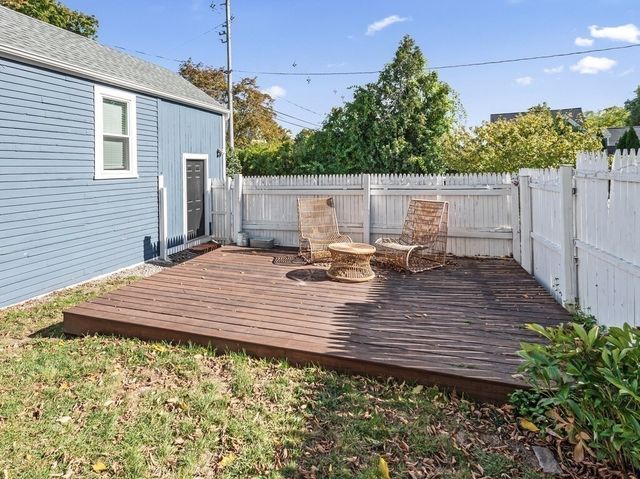 1 Wesleyan St, Shrewsbury, MA 01545