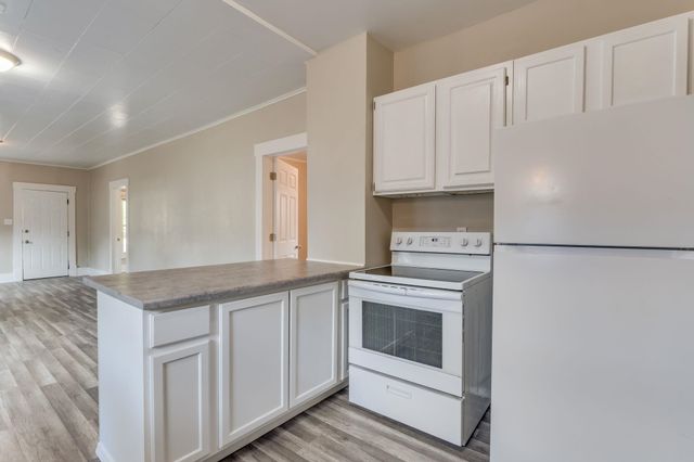 1930 S Main, Wichita, KS 67213