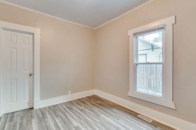 1930 S Main, Wichita, KS 67213