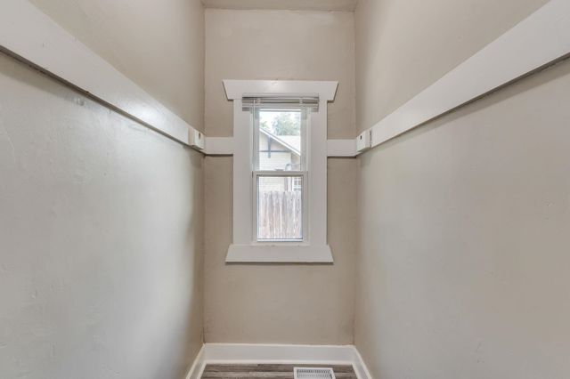 1930 S Main, Wichita, KS 67213