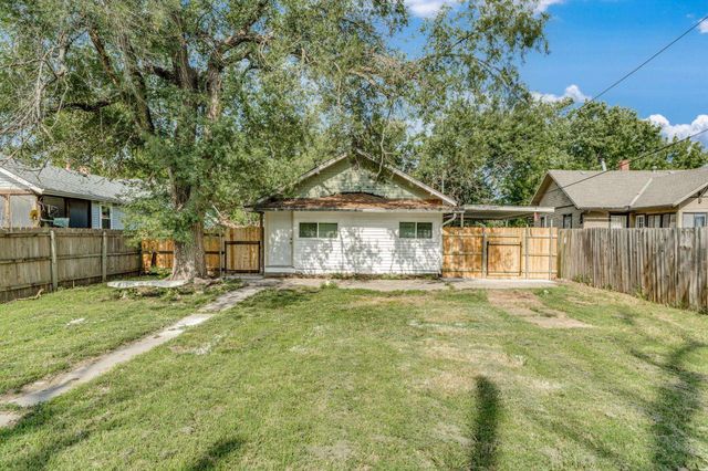 1930 S Main, Wichita, KS 67213