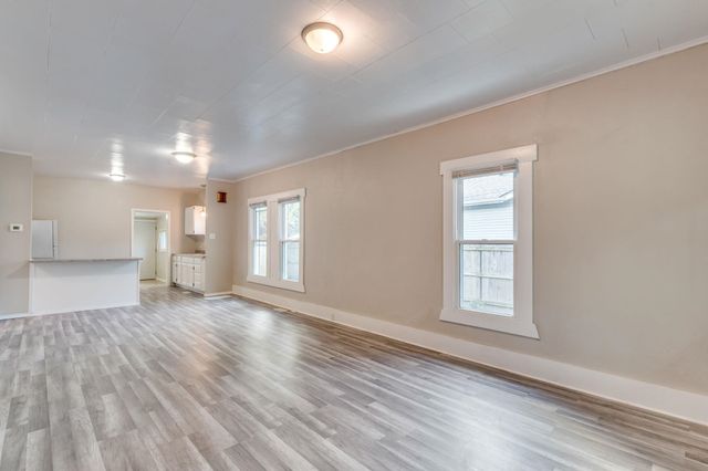 1930 S Main, Wichita, KS 67213