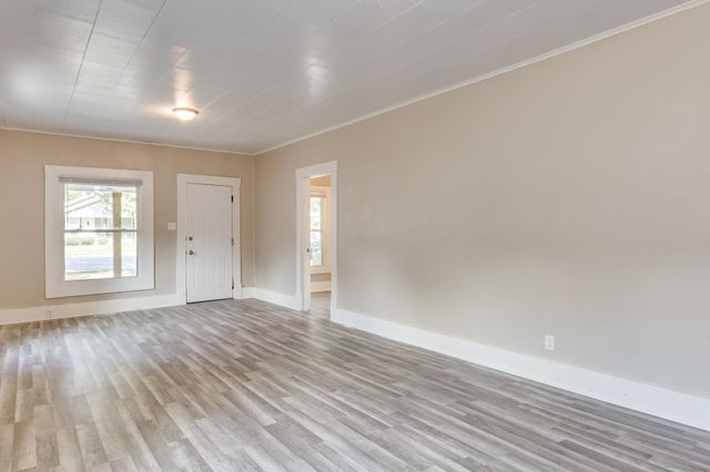 1930 S Main, Wichita, KS 67213