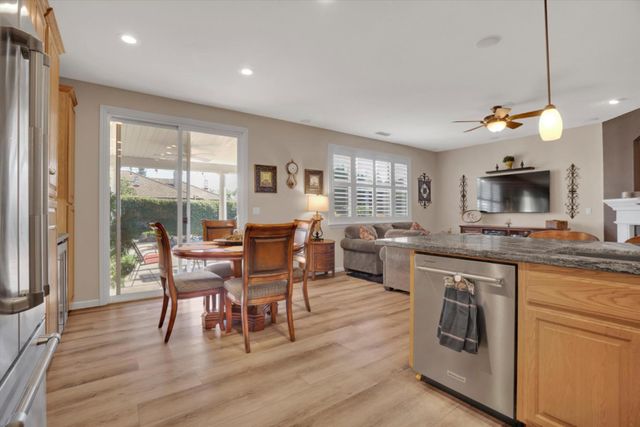 183 Haller Ct, Ripon, CA 95366