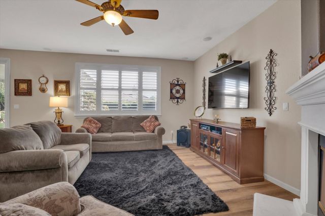 183 Haller Ct, Ripon, CA 95366