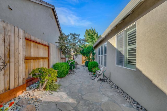 183 Haller Ct, Ripon, CA 95366