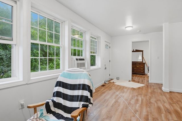 47 Pine Hill Road, Worcester, MA 01604