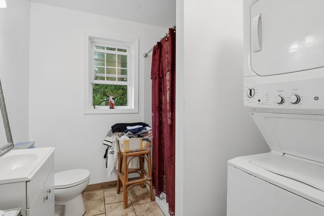 47 Pine Hill Road, Worcester, MA 01604