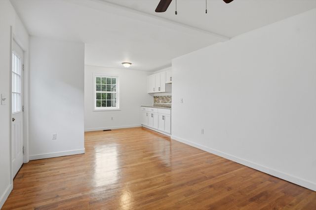 47 Pine Hill Road, Worcester, MA 01604