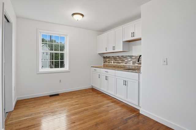 47 Pine Hill Road, Worcester, MA 01604