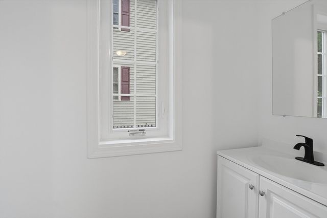 47 Pine Hill Road, Worcester, MA 01604