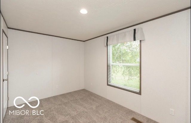 359 Gentlemen Place, Cloverdale, IN 46120