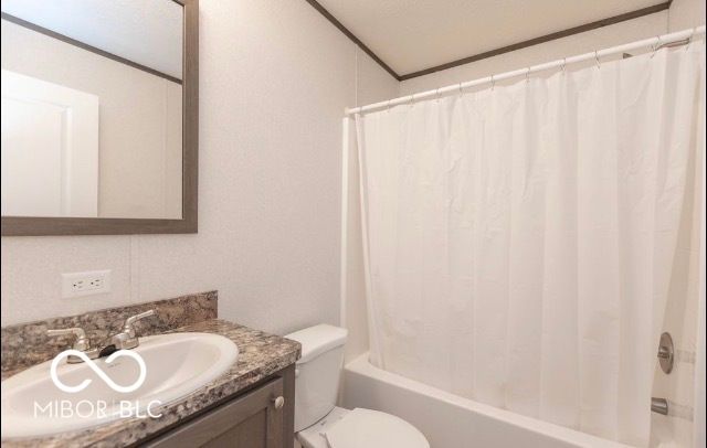 359 Gentlemen Place, Cloverdale, IN 46120