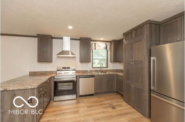 359 Gentlemen Place, Cloverdale, IN 46120