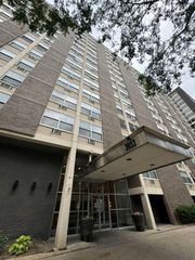 3033 N SHERIDAN Road 1505, Chicago, IL 60657