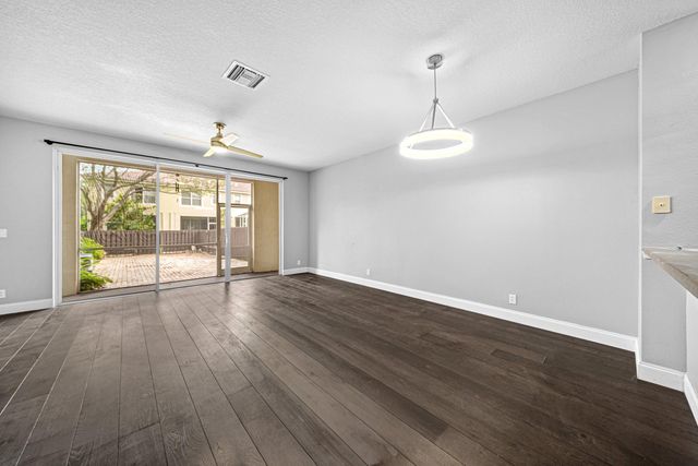 9663 Lago Drive, Boynton Beach, FL 33472