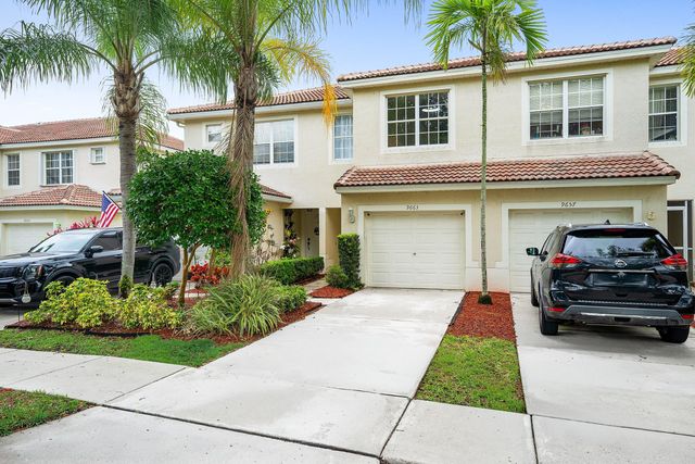 9663 Lago Drive, Boynton Beach, FL 33472
