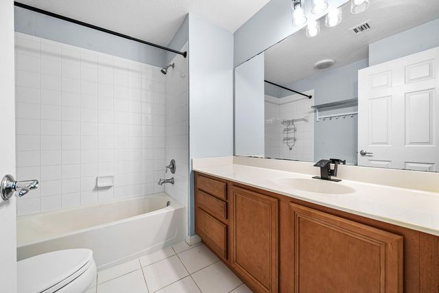 9663 Lago Drive, Boynton Beach, FL 33472
