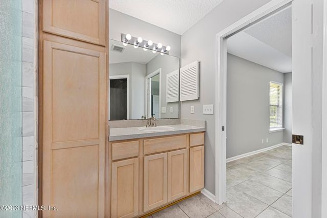 13021 CHETS CREEK Drive S, Jacksonville, FL 32224