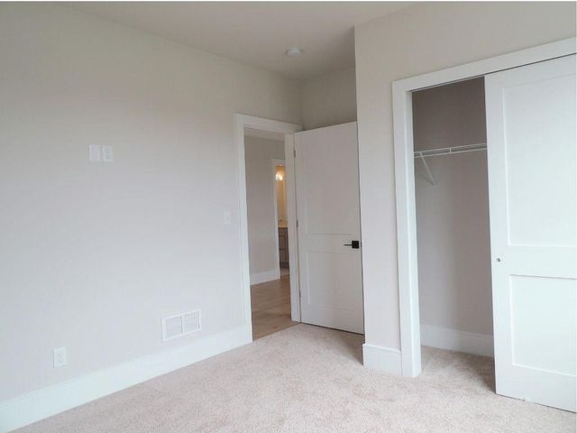 4 ANGLESEY LN, Upper Gwynedd, PA 19446