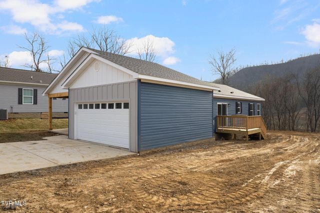 3253 Avoca Road, Bristol, TN 37620