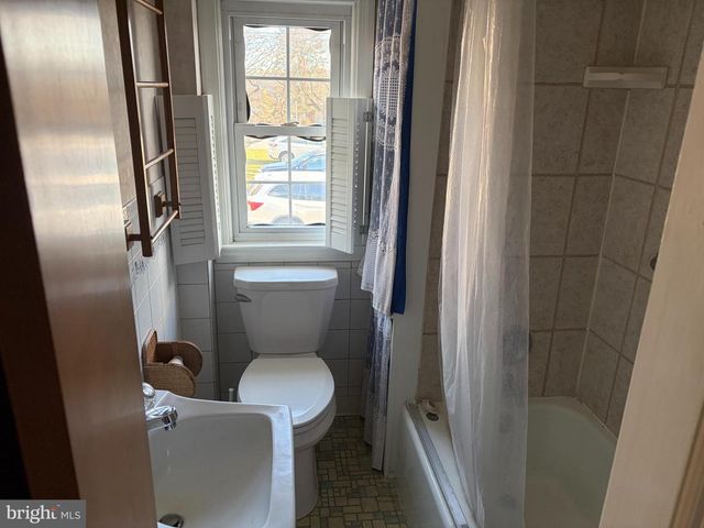 245 S READING RD, Ephrata, PA 17522