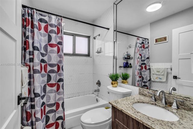 7579 W 31st Ave, Hialeah, FL 33018